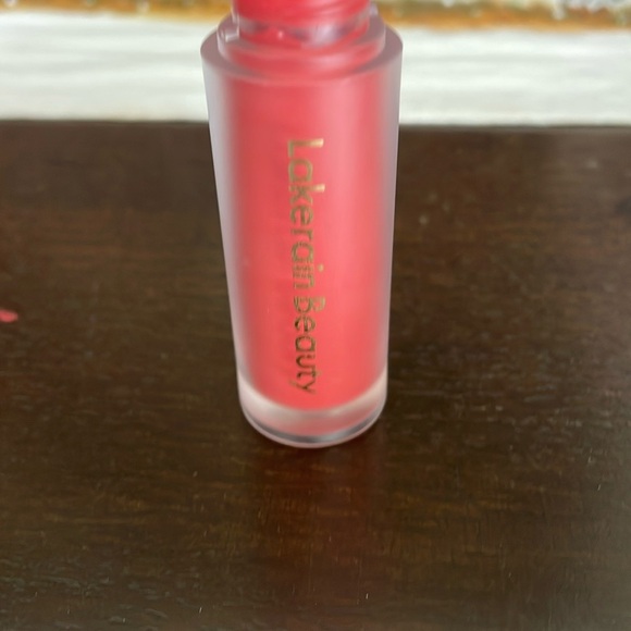 NIB Liquid Blush - Picture 5 of 5